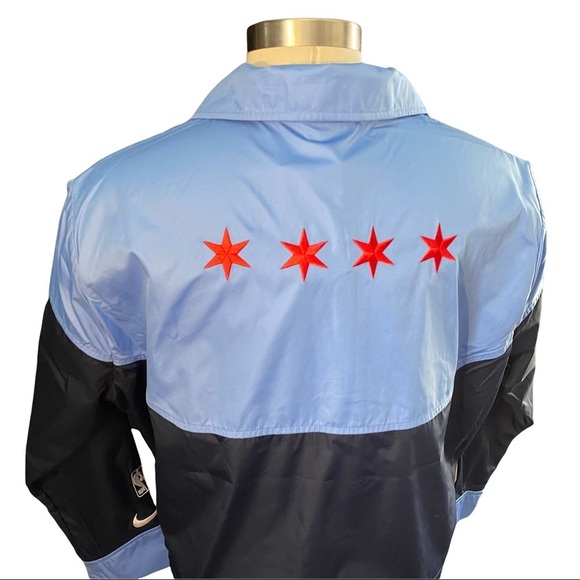 Nike Womens NBA Chicago Bulls City Edition Courtside Blue Full-Zip Jacket M NWT - Picture 7 of 16